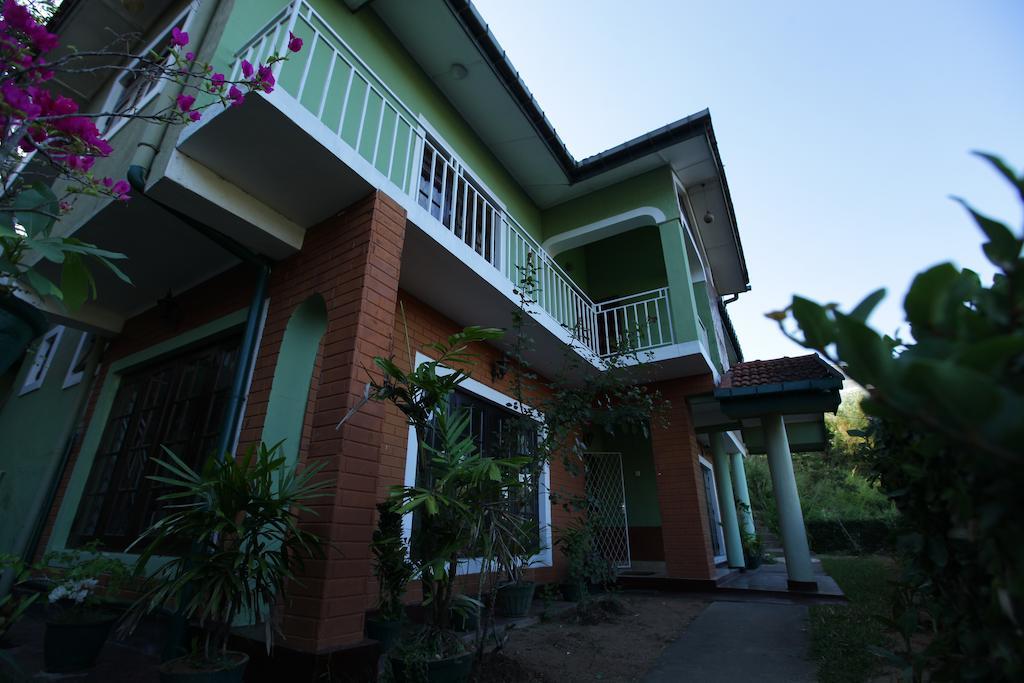 Araliya Holiday Bungalow Kandy Exterior photo